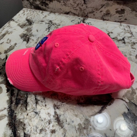 Pink NASA hat - Picture 3 of 8